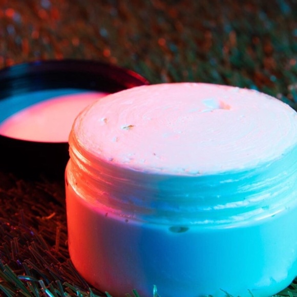 Meet the Posher Other - Meet your Posher, Gina